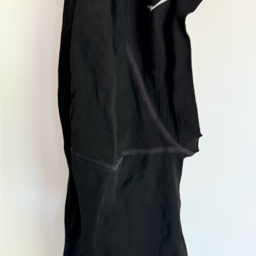 GYMSHARK Seamless Sports Hijab in Black